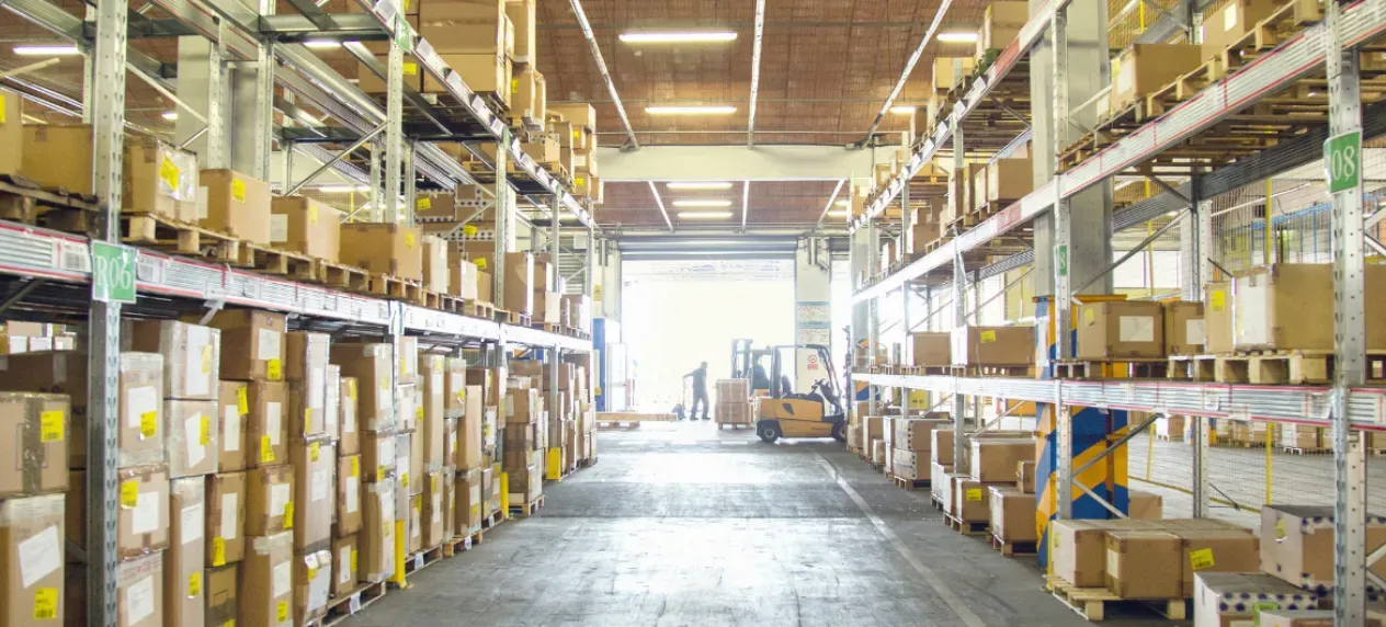 Logistics & Warehousing